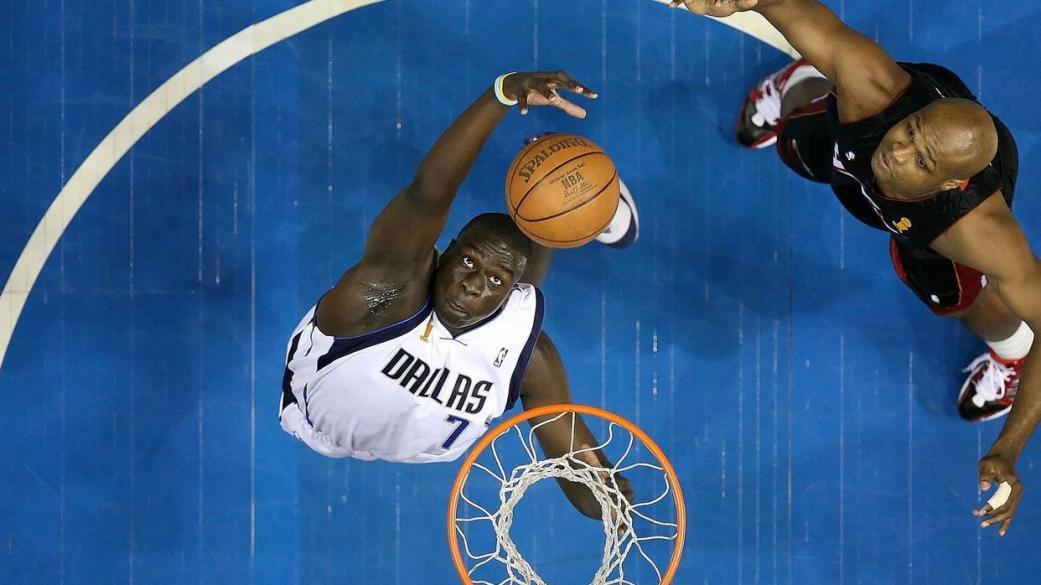 生涯场均仅2+3,却打了12个赛季,喜提4700万工资,他有何魔力?